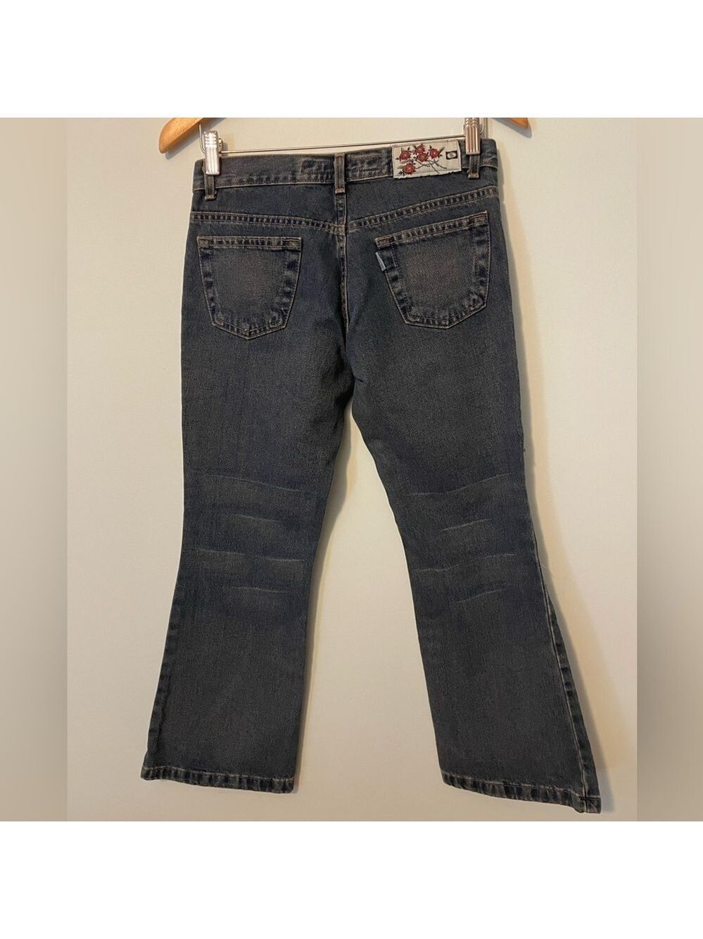 Poty Ro Embroidered Floral Jeans Size 38 - Picture 6 of 9